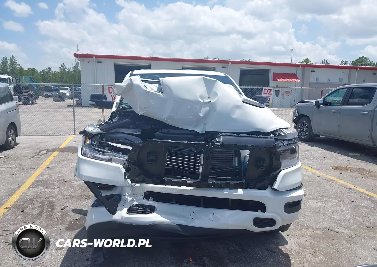 2021 Ram 1500 Laramie 4X2 5'7 Box VIN:1C6RREJT4MN533262 - 13