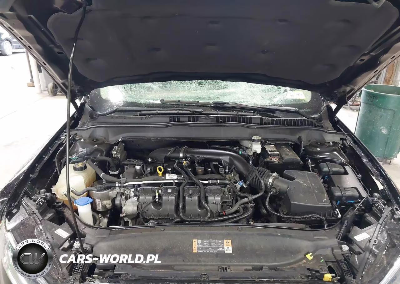 2020 Ford Fusion Titanium VIN:3FA6P0D9XLR235790 - 10