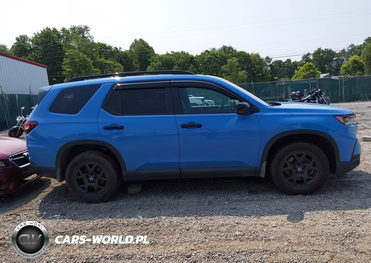 2025 Honda Pilot Trailsport VIN:5FNYG1H66SB150552 - 13