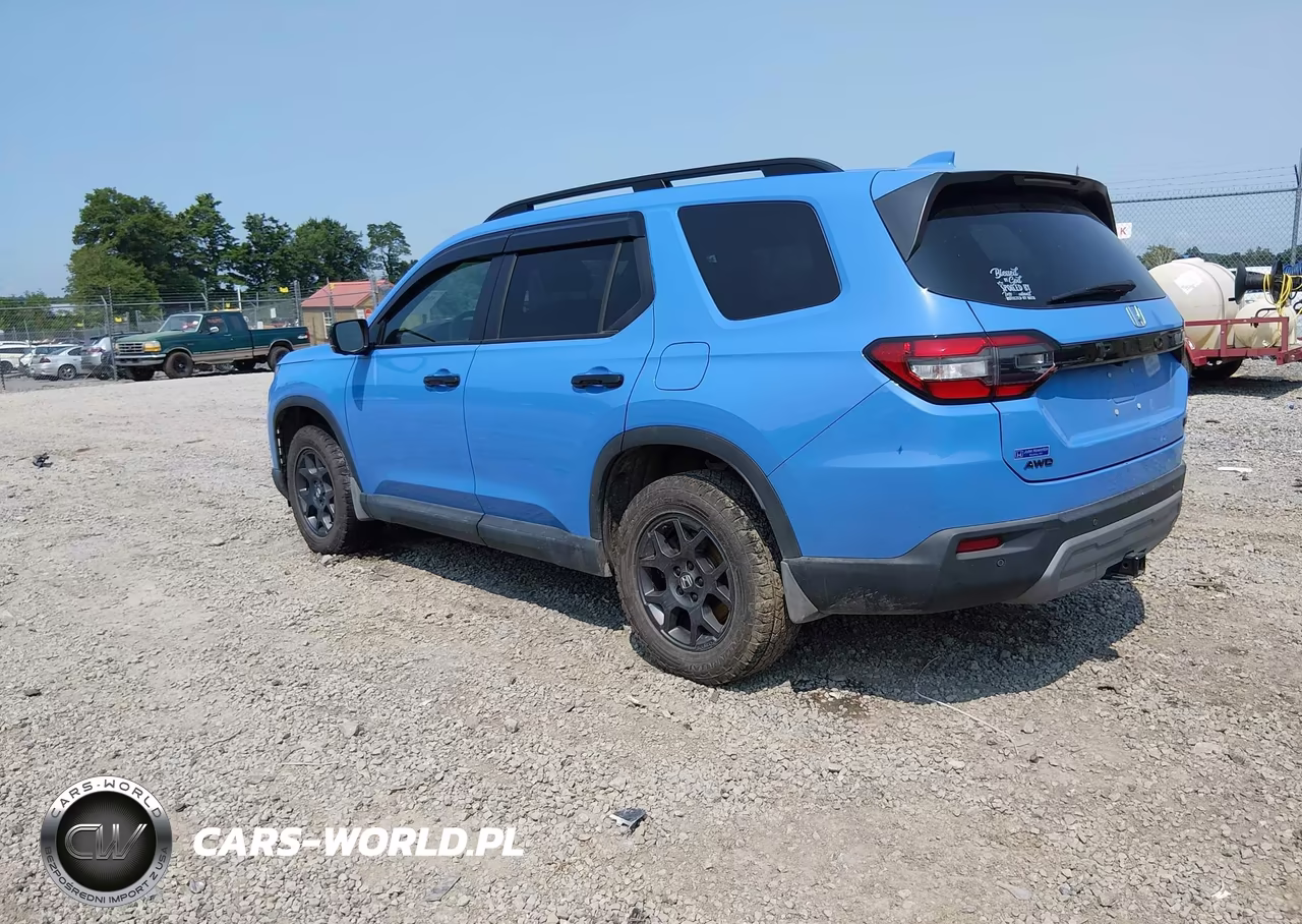 2025 Honda Pilot Trailsport VIN:5FNYG1H66SB150552 - 3