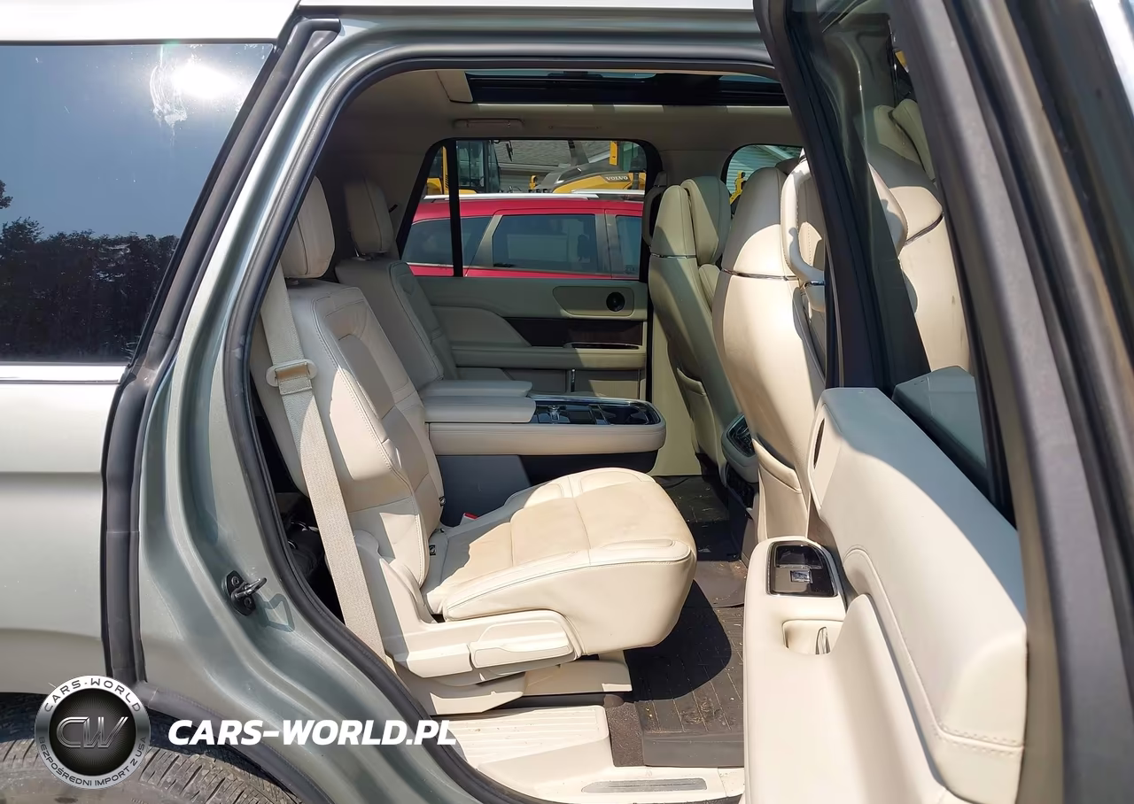 2019 Lincoln Navigator Reserve VIN:5LMJJ2LT2KEL00446 - 8