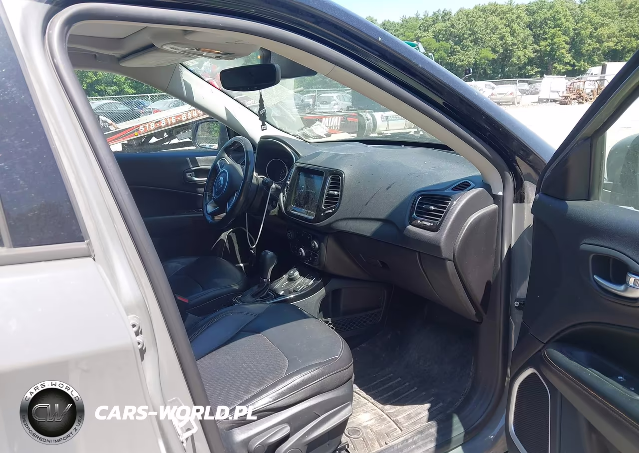 2019 Jeep Compass Limited 4X4 VIN:3C4NJDCB0KT791966 - 5