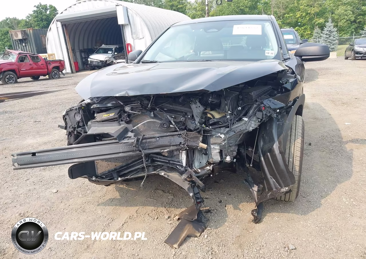 2026 Toyota Corolla Cross L VIN:7MUAAABG9TV165117 - 6