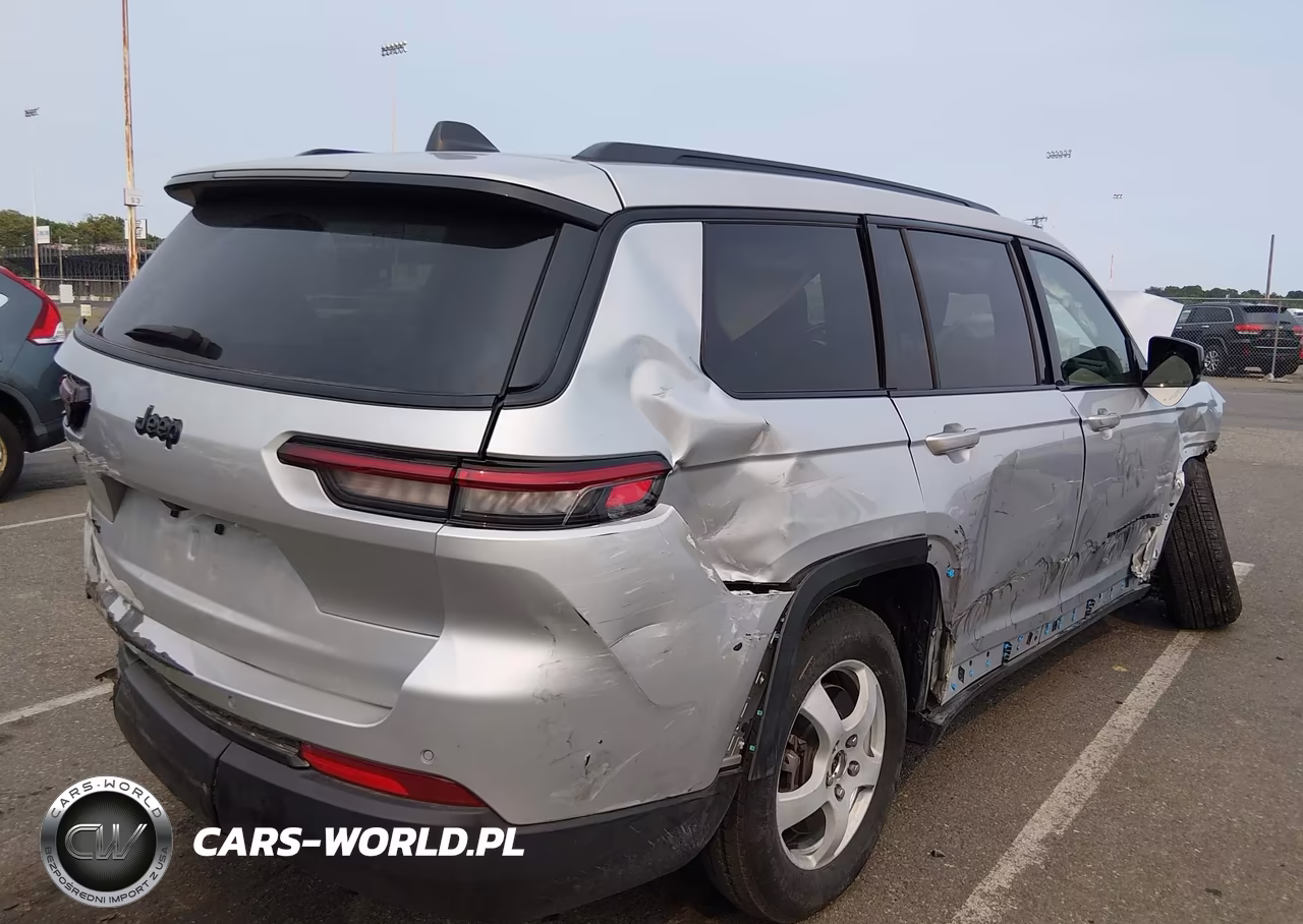 2025 Jeep Grand Cherokee L Altitude X 4X4 VIN:1C4RJKAG9S8718985 - 4
