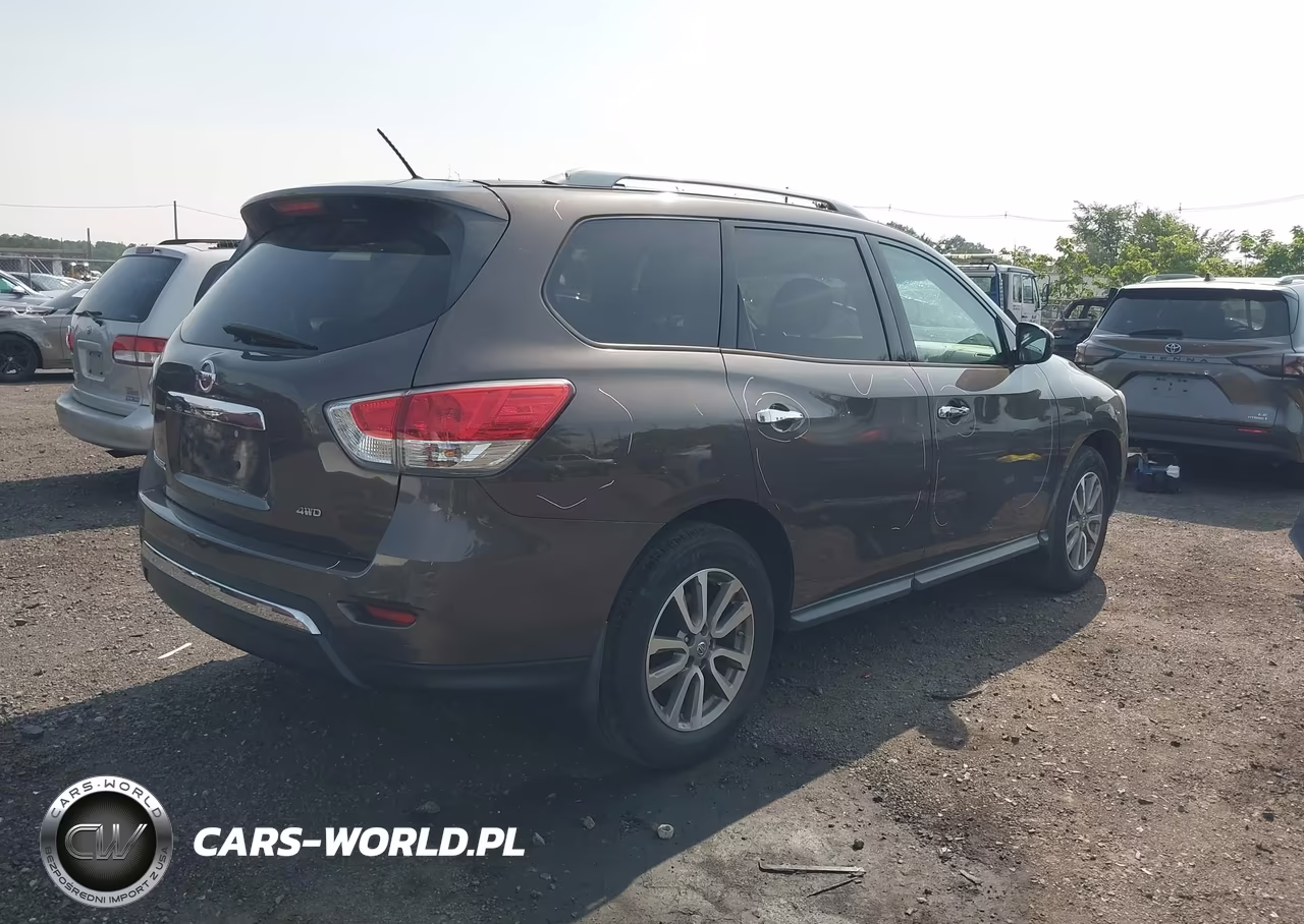 2016 Nissan Pathfinder S VIN:5N1AR2MMXGC641552 - 4
