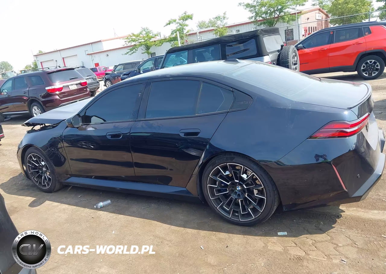 2026 BMW M5 VIN:WBS83FK08TCV74108 - 13