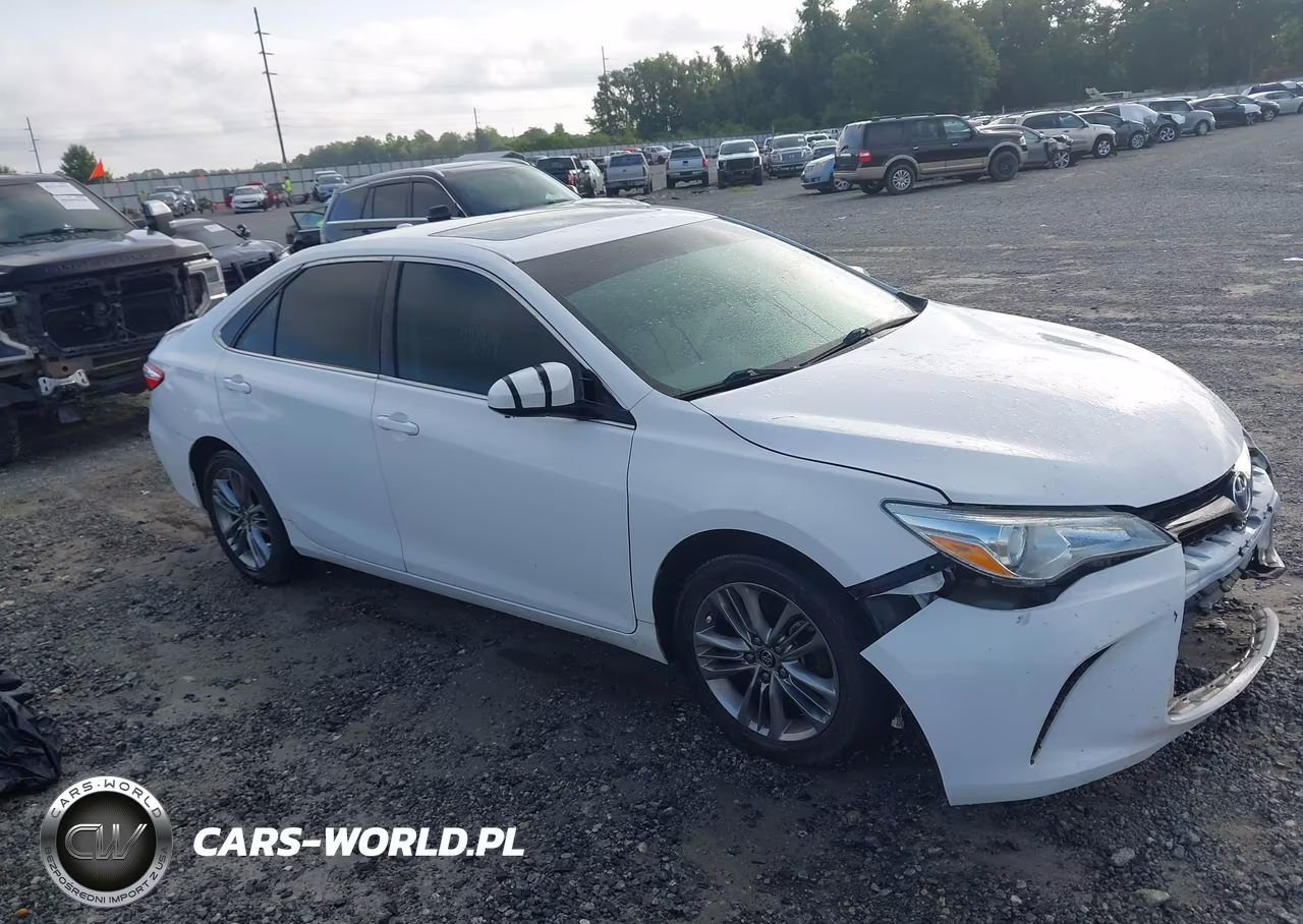 2016 Toyota Camry Se – zdjęcie 1 z 16