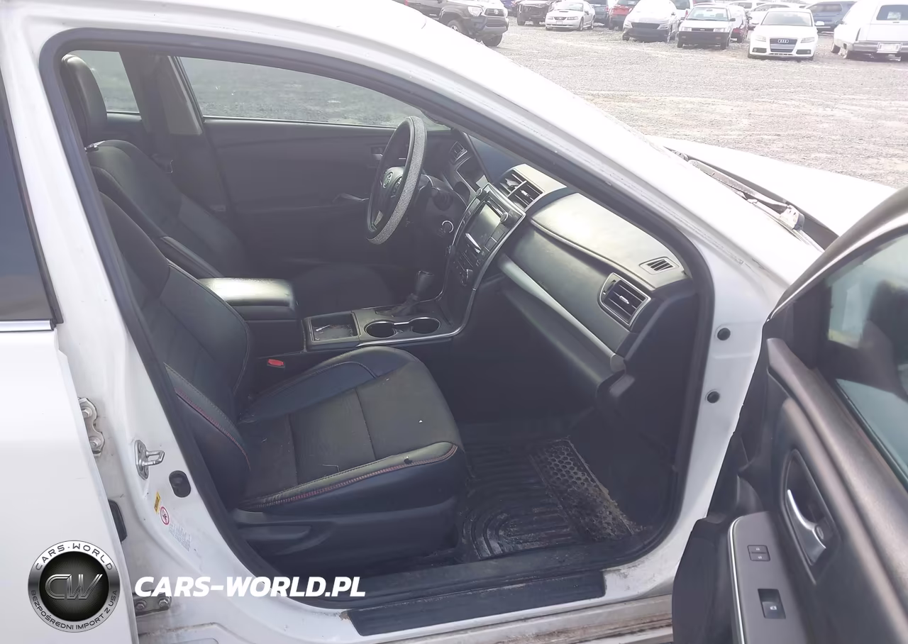 2016 Toyota Camry Se VIN:4T1BF1FK3GU149006 - 5