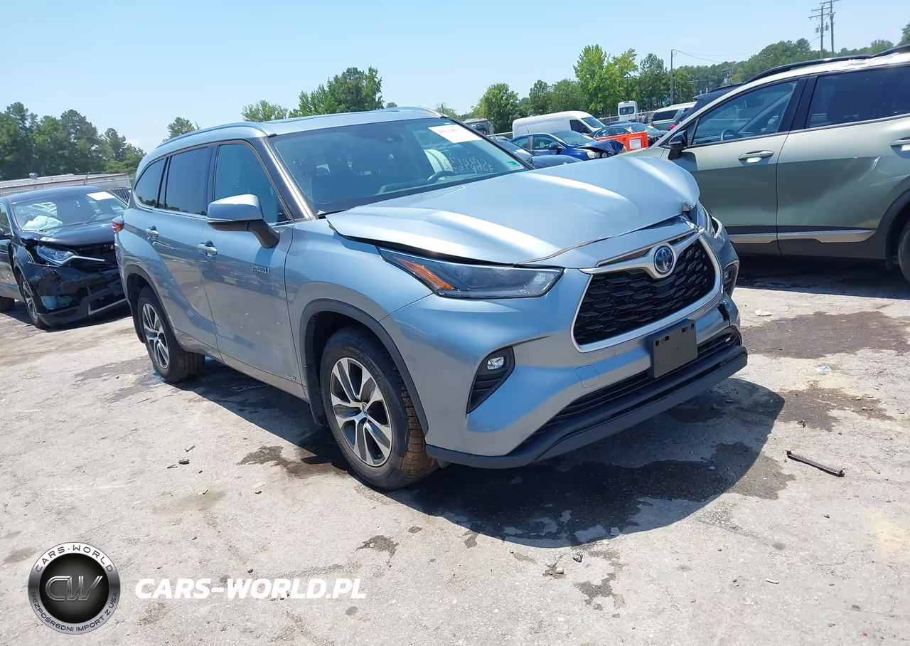 2021 Toyota Highlander Hybrid Xle