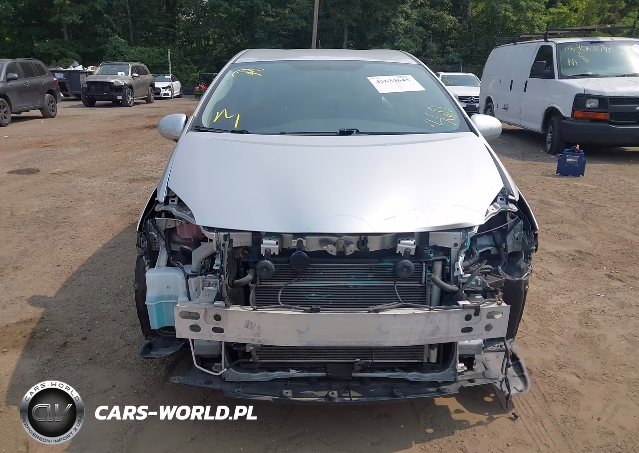 2014 Toyota Prius Two VIN:JTDKN3DU5E1766557 - 13