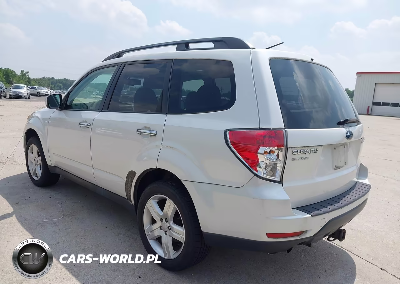 2010 Subaru Forester 2.5X Premium VIN:JF2SH6CC4AH701297 - 3