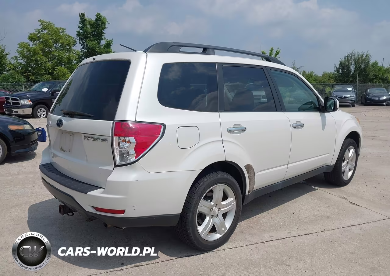 2010 Subaru Forester 2.5X Premium VIN:JF2SH6CC4AH701297 - 4