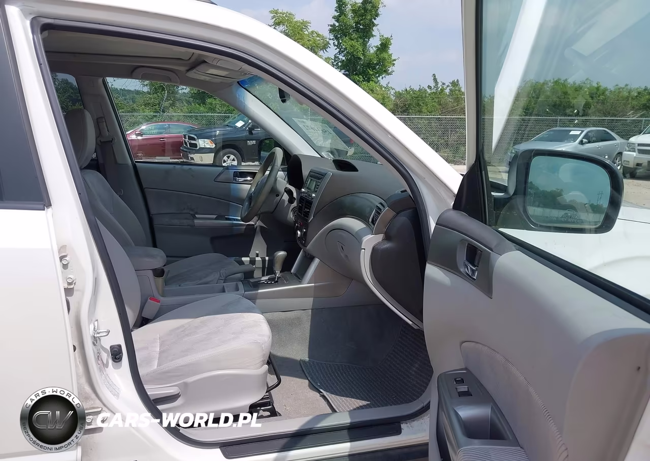 2010 Subaru Forester 2.5X Premium VIN:JF2SH6CC4AH701297 - 5