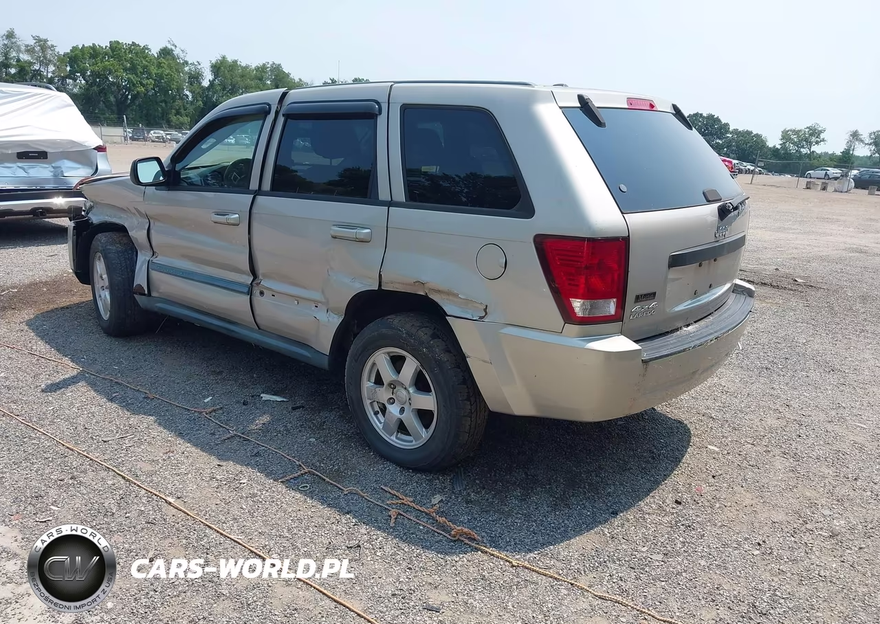 2008 Jeep Grand Cherokee Laredo VIN:1J8GR48K98C118326 - 3