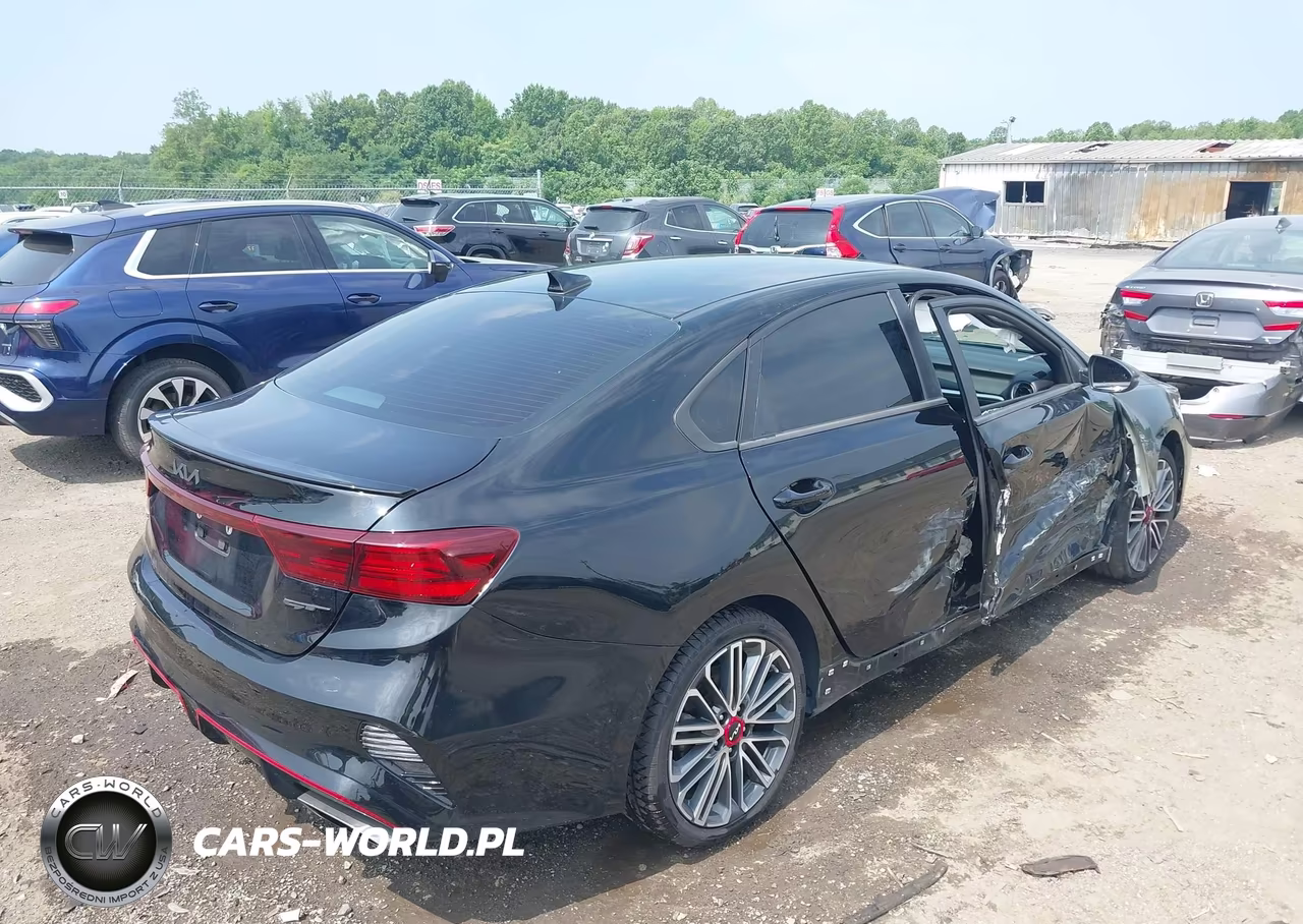 2022 Kia Forte Gt VIN:3KPF44AC7NE457725 - 4