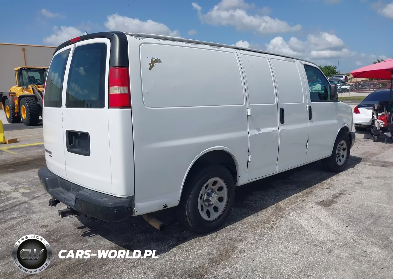 2012 Chevrolet Express 1500 Work Van VIN:1GCSGAFX2C1103241 - 4