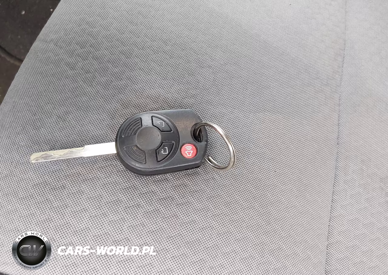 2018 Ford Escape Se VIN:1FMCU0GD2JUC46791 - 11
