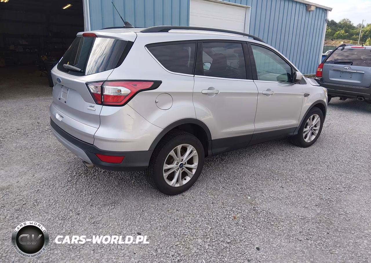 2018 Ford Escape Se VIN:1FMCU0GD2JUC46791 - 4