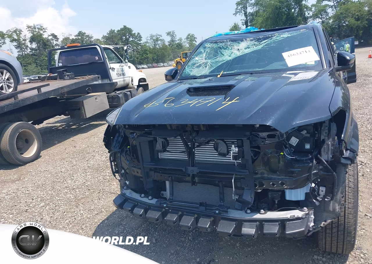 2025 Toyota Tacoma Trd Sport VIN:3TMLB5JNXSM095455 - 12
