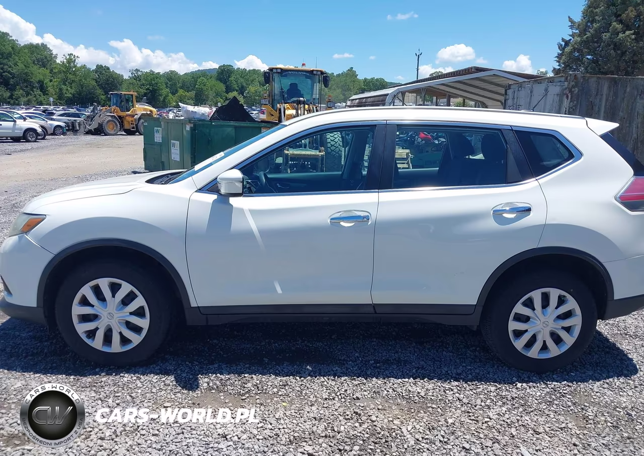 2015 Nissan Rogue S VIN:5N1AT2MVXFC886960 - 14