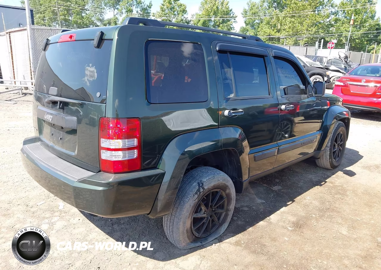 2010 Jeep Liberty Sport VIN:1J4PN2GK8AW175883 - 4