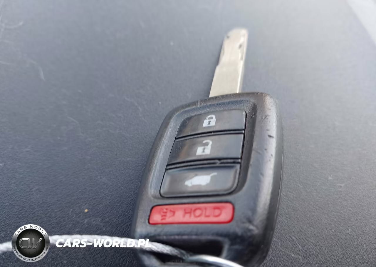 2018 Honda Civic Sport VIN:SHHFK7H47JU222363 - 11