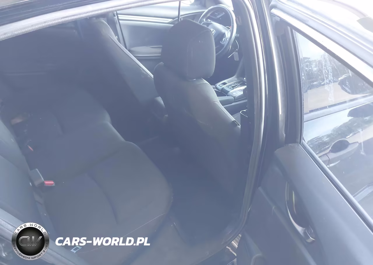 2018 Honda Civic Sport VIN:SHHFK7H47JU222363 - 8