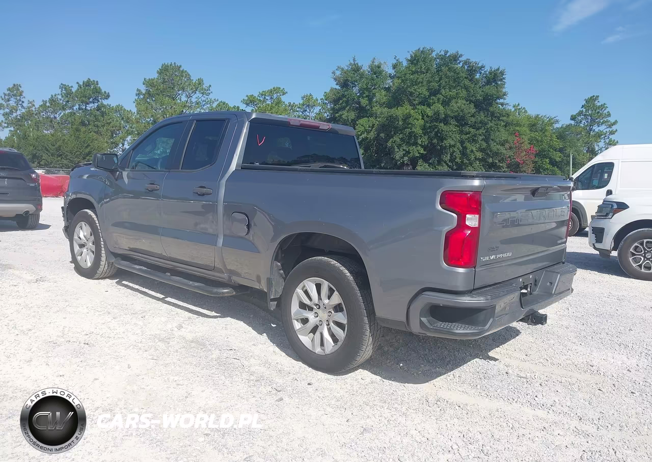 2020 Chevrolet Silverado 1500 2Wd Standard Bed Custom VIN:1GCRWBEH6LZ294312 - 3