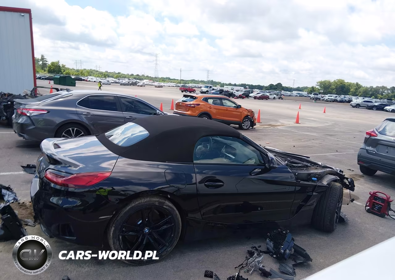 2026 BMW Z4 M40I VIN:WBAHF9C05TWY52022 - 14