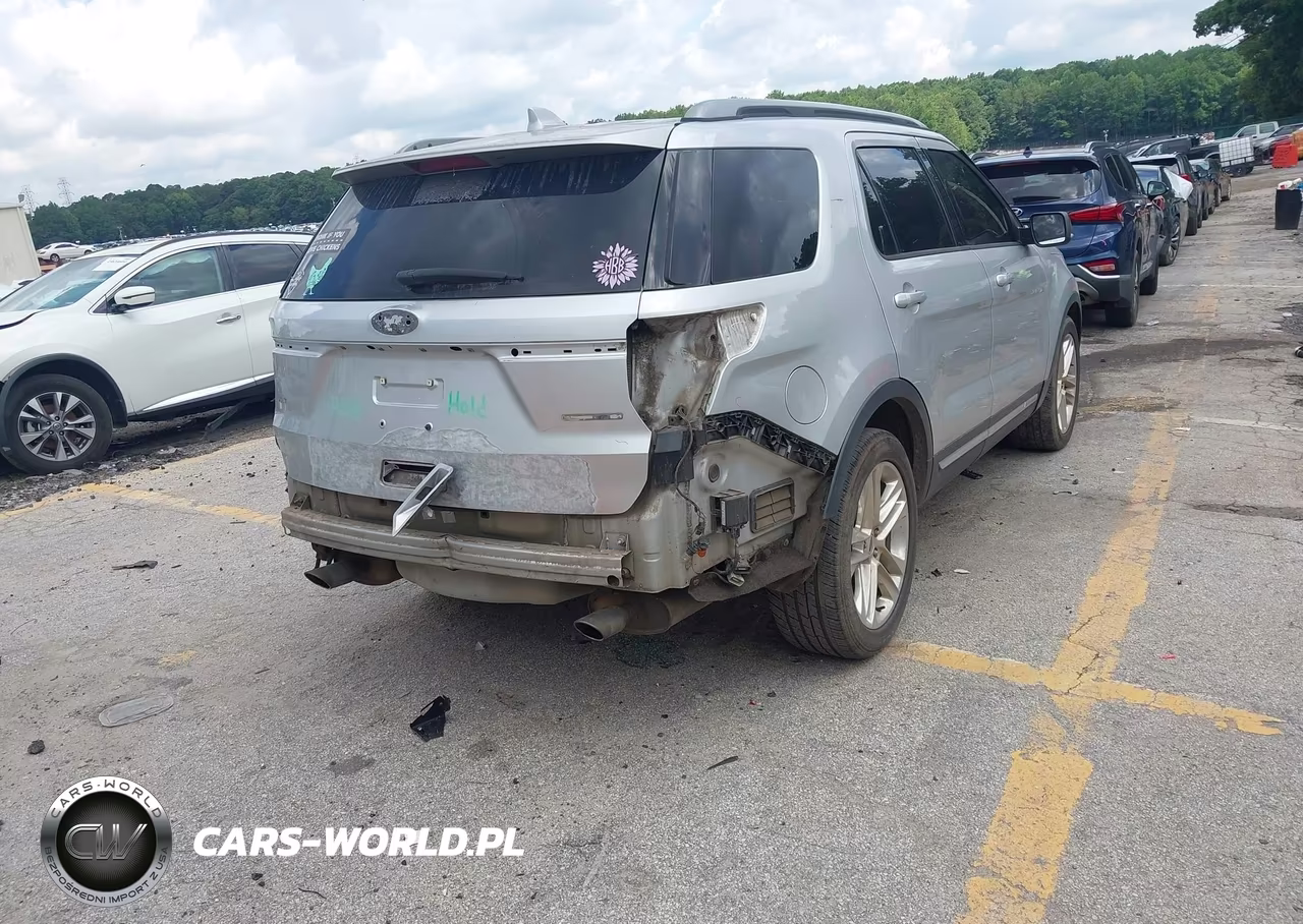 2016 Ford Explorer Xlt VIN:1FM5K7D84GGC86053 - 4