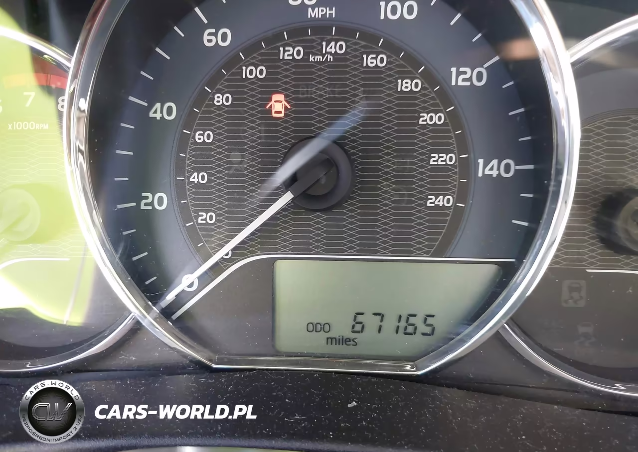 2015 Toyota Corolla Le VIN:5YFBURHE9FP262096 - 15