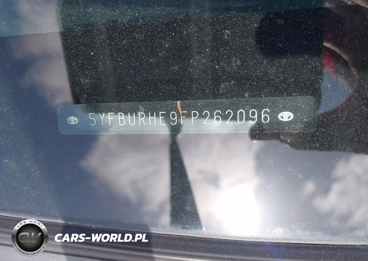 2015 Toyota Corolla Le VIN:5YFBURHE9FP262096 - 9