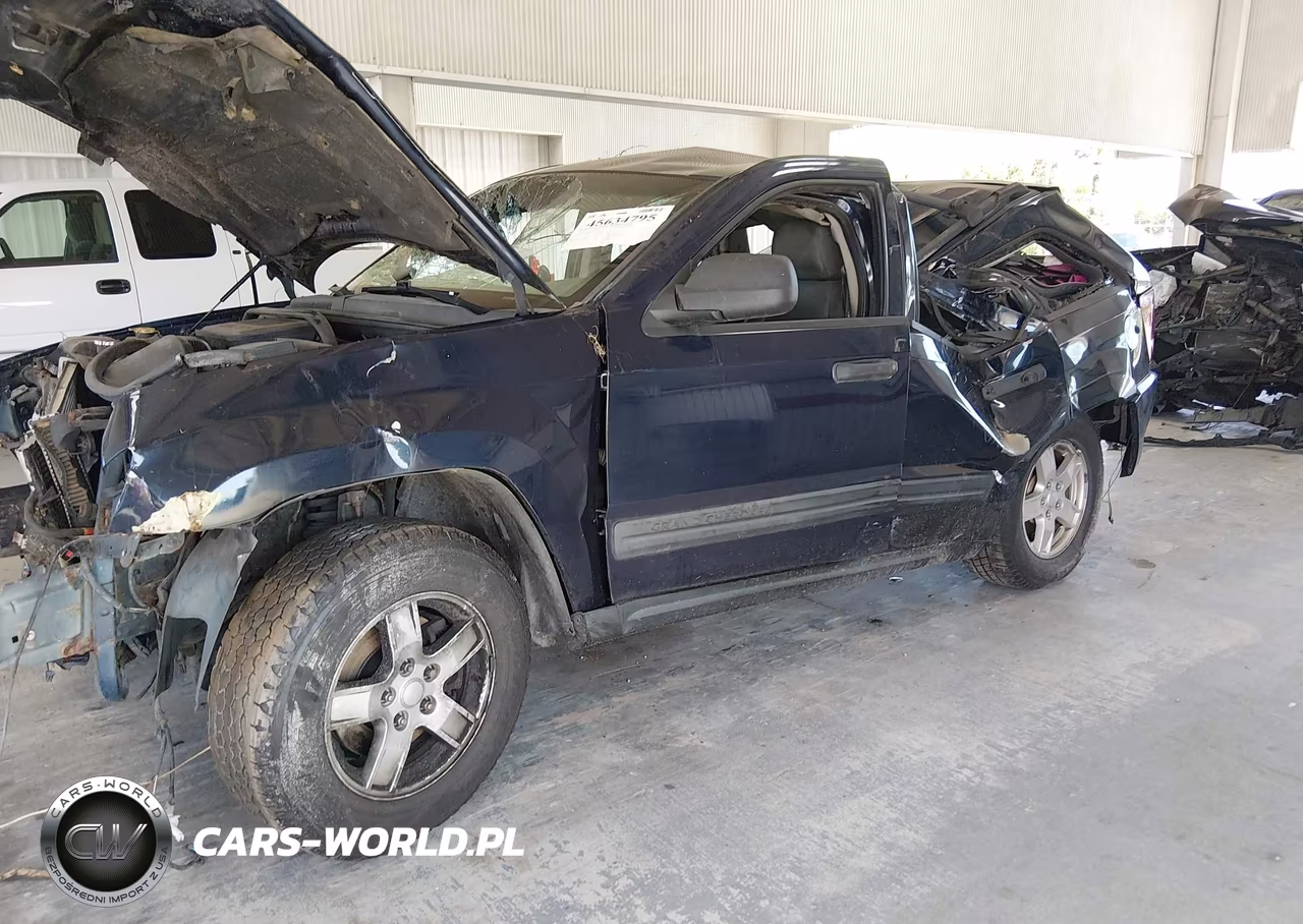 2005 Jeep Grand Cherokee Laredo VIN:1J4GR48K05C672576 - 2