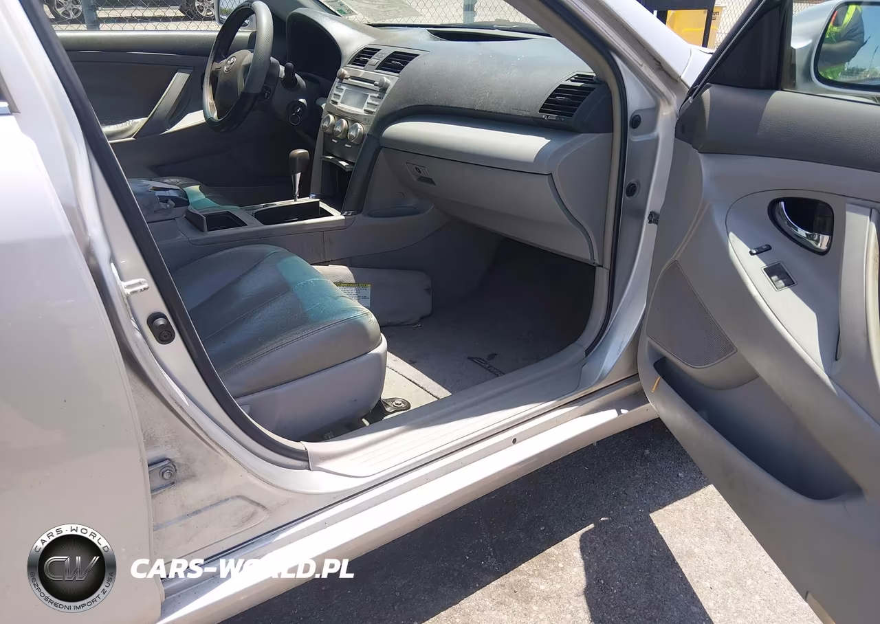 2011 Toyota Camry VIN:4T1BF3EK8BU690980 - 5