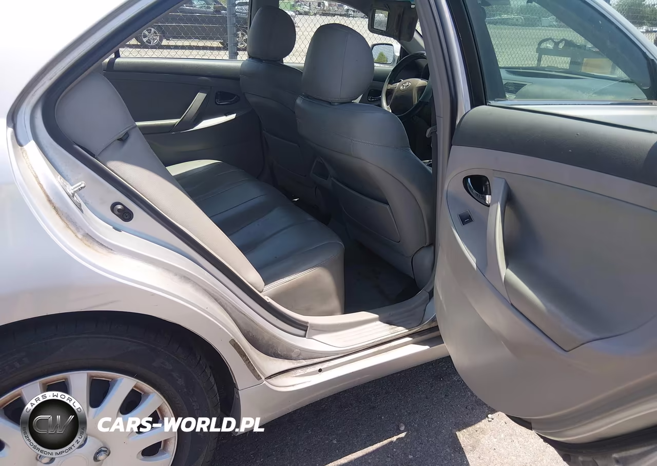 2011 Toyota Camry VIN:4T1BF3EK8BU690980 - 8