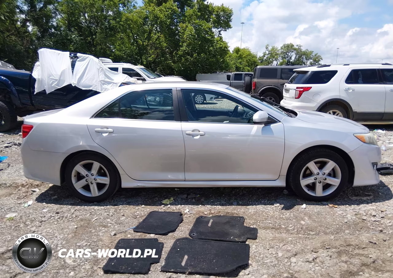 2013 Toyota Camry Se VIN:4T1BF1FK8DU270111 - 13