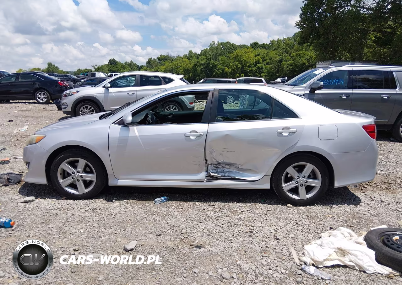 2013 Toyota Camry Se VIN:4T1BF1FK8DU270111 - 14