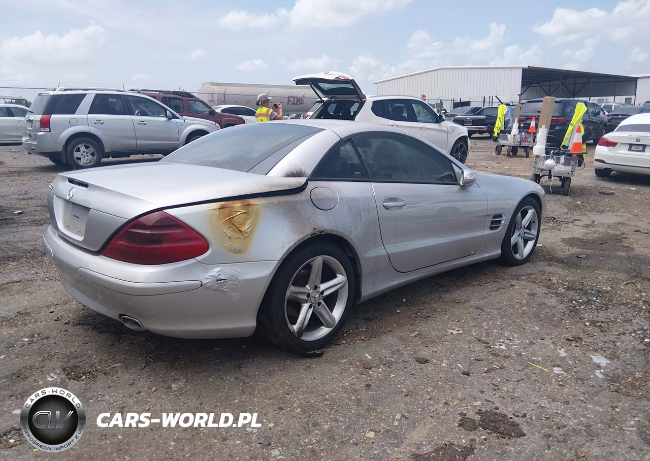 2005 Mercedes-Benz Sl 500 VIN:WDBSK75F65F085888 - 4