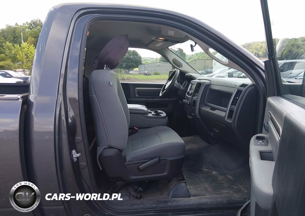 2019 Ram 1500 Classic Tradesman 4X2 8' Box VIN:3C6JR6DG5KG503937 - 5