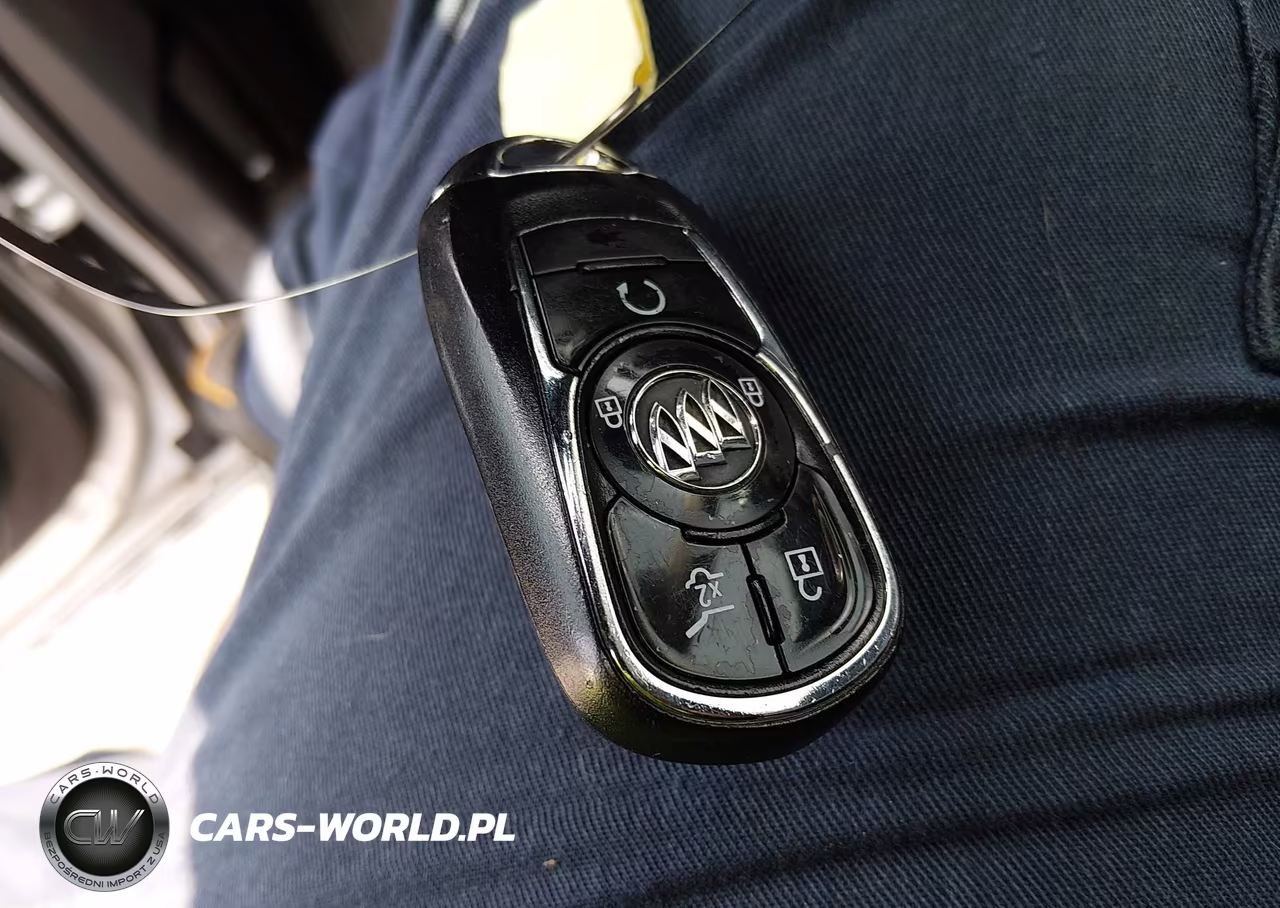 2017 Buick Envision Essence VIN:LRBFXBSAXHD042525 - 11