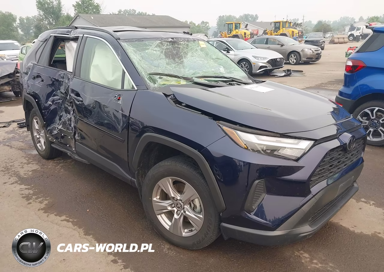 2025 Toyota Rav4 Hybrid Xle – zdjęcie 1 z 18