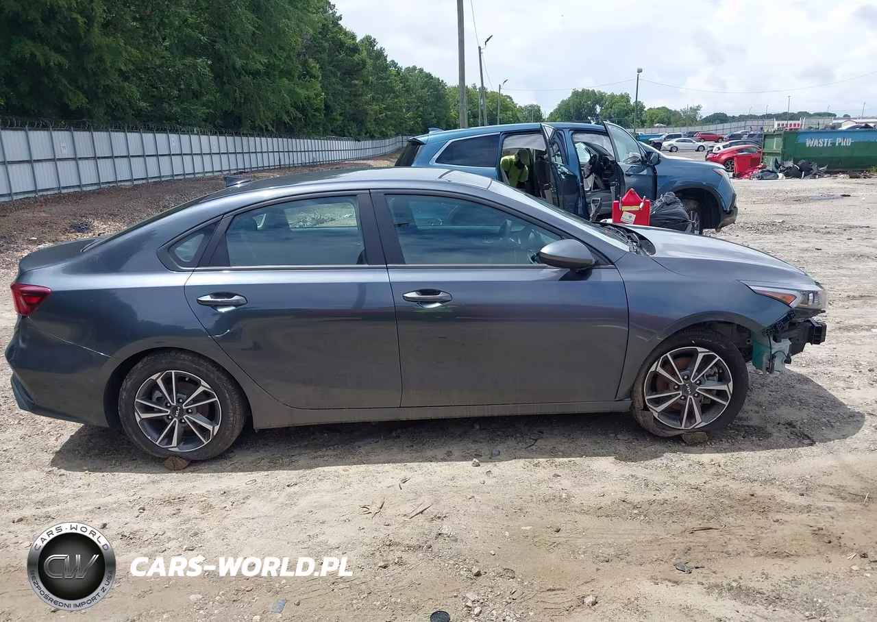 2023 Kia Forte Lxs VIN:3KPF24AD7PE563657 - 14