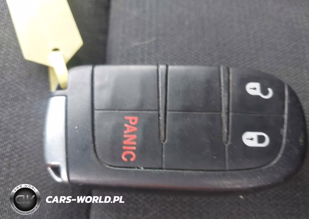2020 Jeep Grand Cherokee Laredo E 4X4 VIN:1C4RJFAG3LC401354 - 11