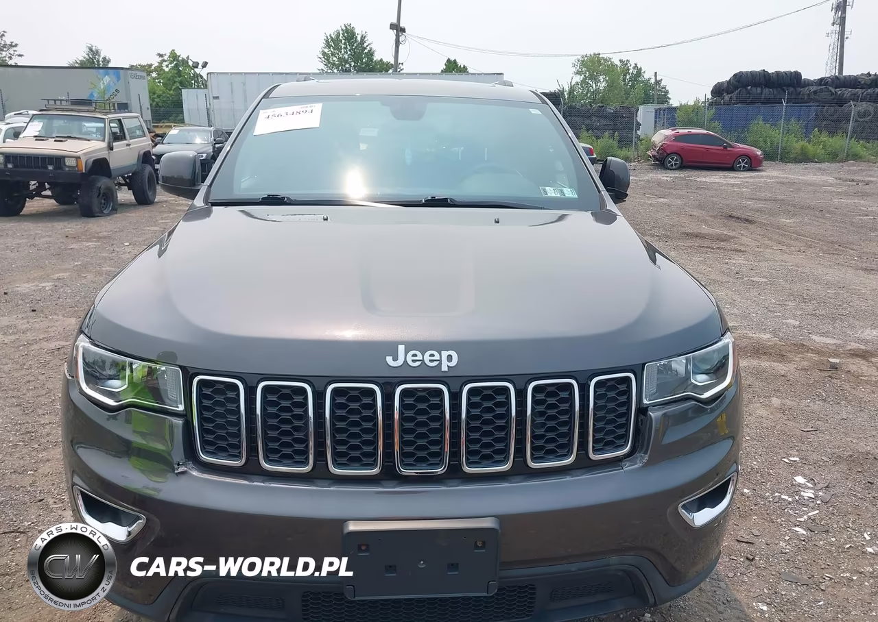 2020 Jeep Grand Cherokee Laredo E 4X4 VIN:1C4RJFAG3LC401354 - 12