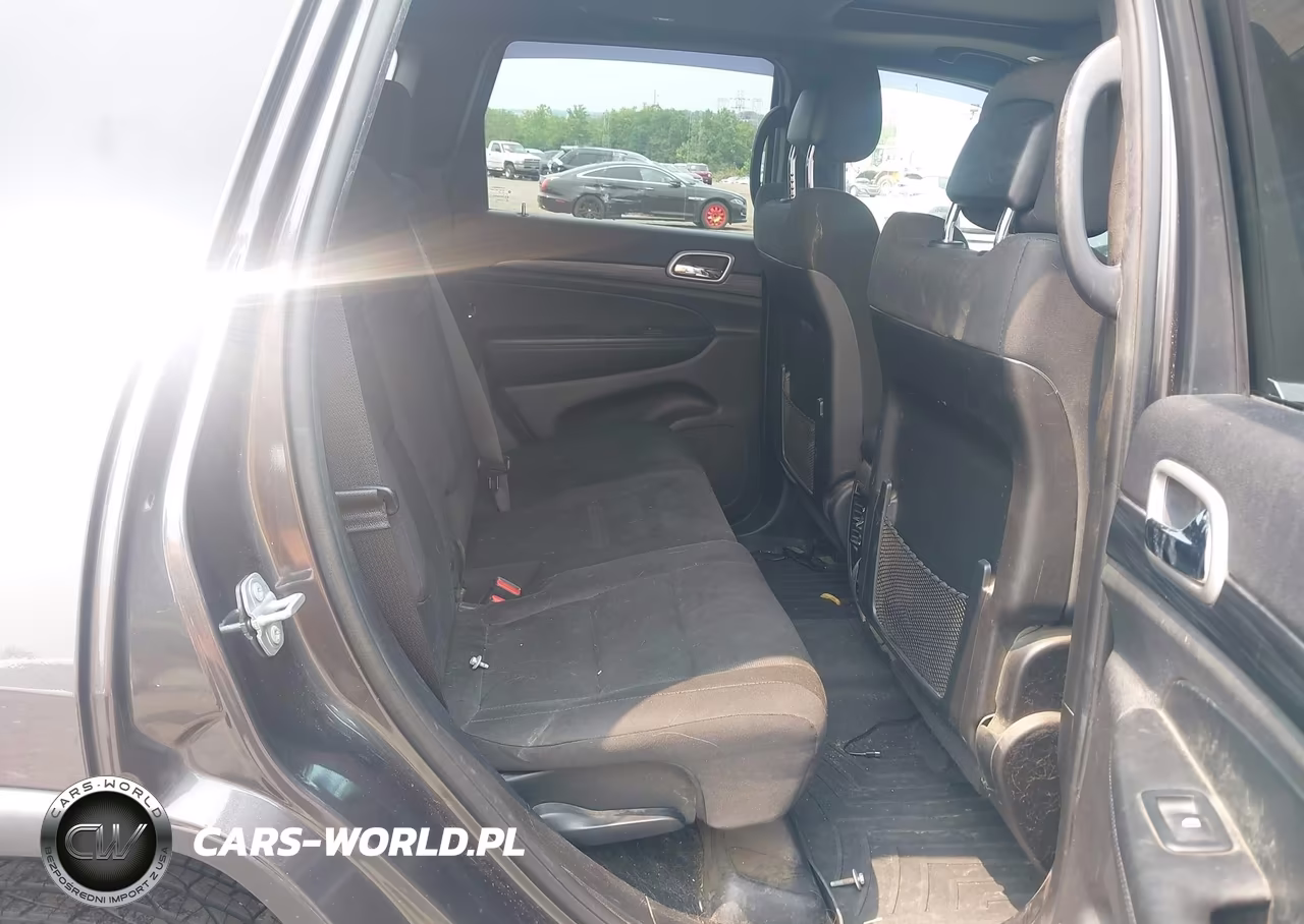 2020 Jeep Grand Cherokee Laredo E 4X4 VIN:1C4RJFAG3LC401354 - 8
