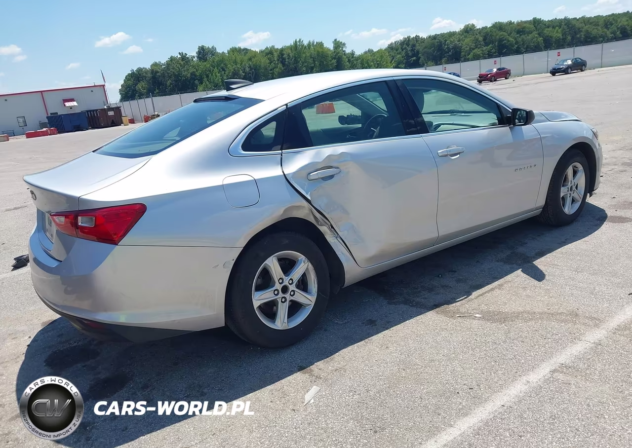 2019 Chevrolet Malibu 1Ls VIN:1G1ZB5ST3KF132104 - 4