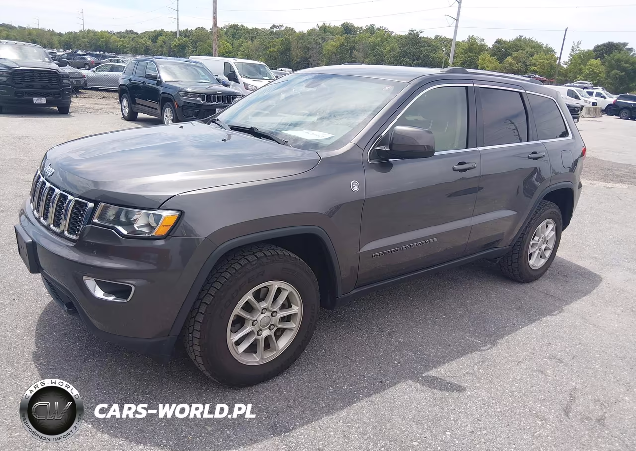 2019 Jeep Grand Cherokee Laredo E 4X4 VIN:1C4RJFAG8KC828270 - 2