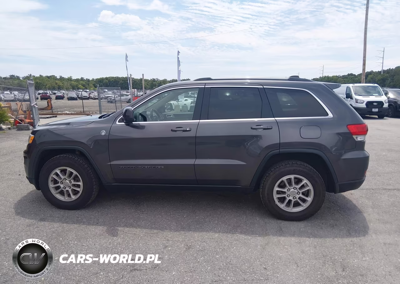 2019 Jeep Grand Cherokee Laredo E 4X4 VIN:1C4RJFAG8KC828270 - 20