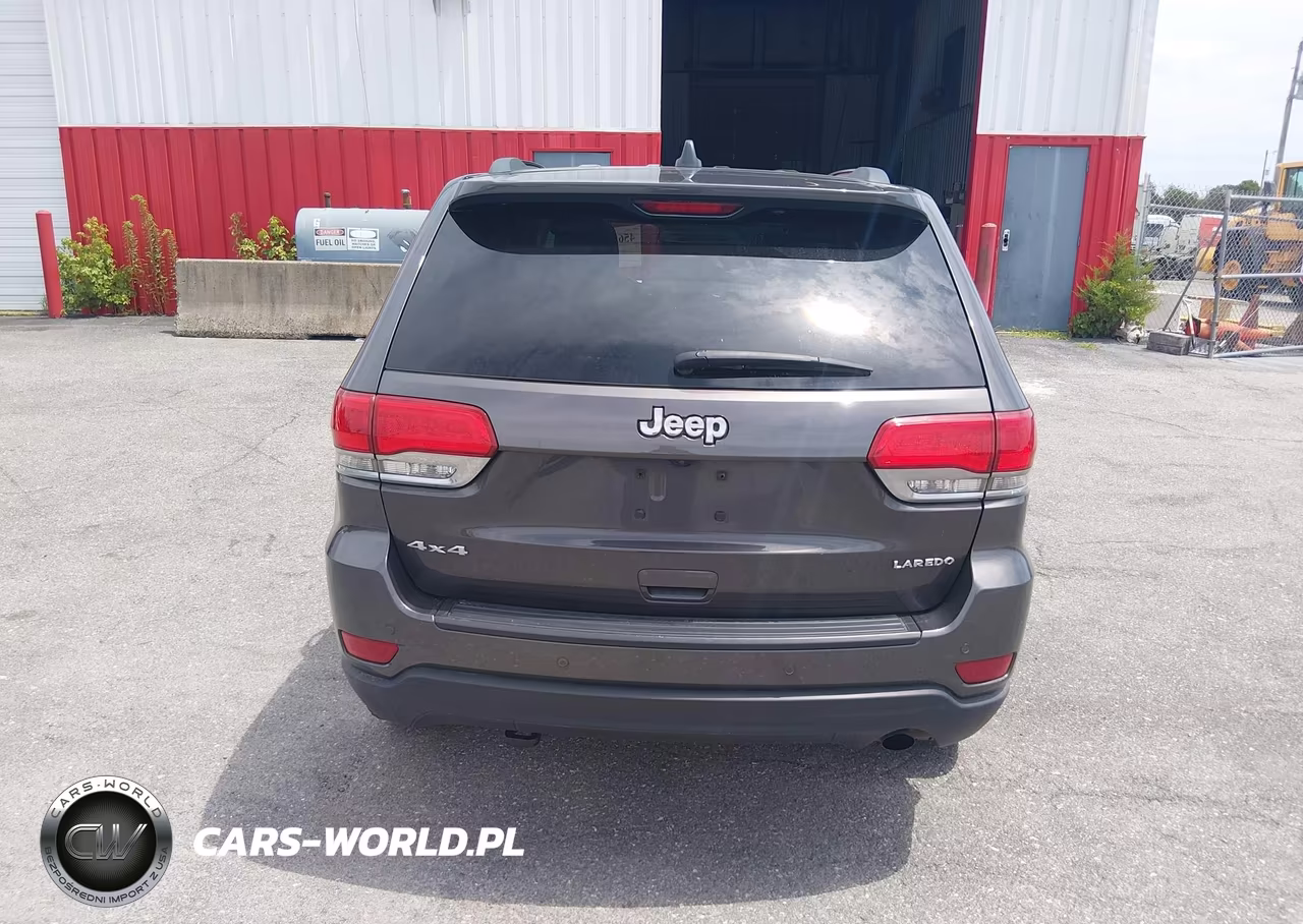 2019 Jeep Grand Cherokee Laredo E 4X4 VIN:1C4RJFAG8KC828270 - 22