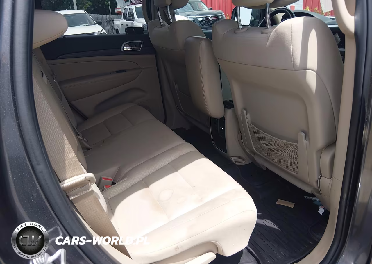 2019 Jeep Grand Cherokee Laredo E 4X4 VIN:1C4RJFAG8KC828270 - 8